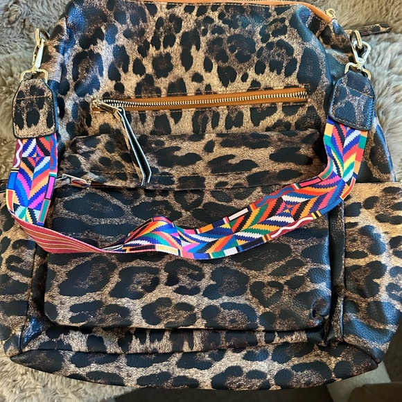 Leopard Backpack - Picture 8 of 8